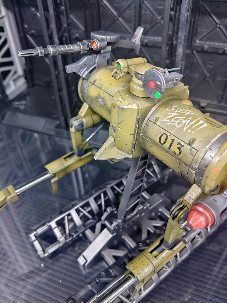 コレを作るからには、最も苦手とする”ウェザリング”を避けて通るワケにはいかんと色々な資料を調べてみました(まぁインターネットの便利な事、便利なコト…)