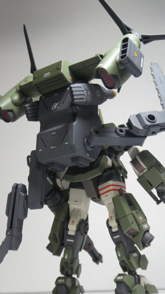 デミバーディング・レッドベレー–2枚目/制作者：@sugumina