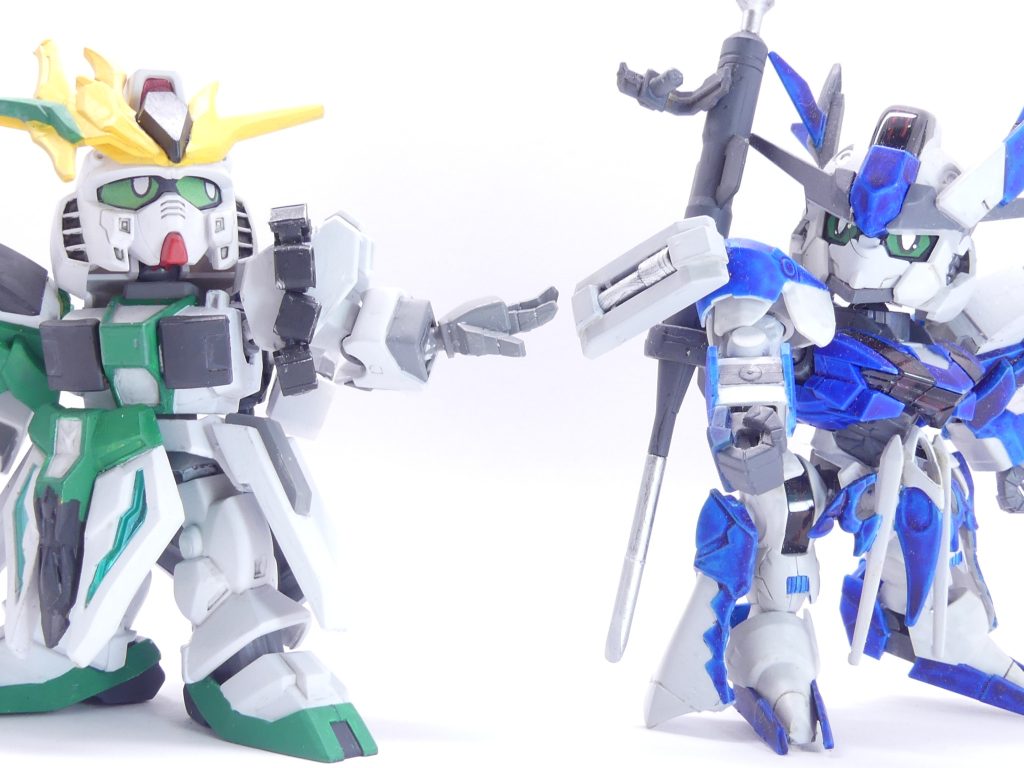 兄妹:ガンドライバー【マイナス】とは兄妹。「エバーランド」では【マイナス】はコマンドリージョン、【プラス】はムシャリージョンに所属。離ればなれだが背中のアンテナで心はつながっているのだ。左平手はかつてのサダルスランダー(GBNW:EX)から流用。PC-303用に基部を変えたSDCS平手です。肉抜き穴埋めなど今後改良予定。