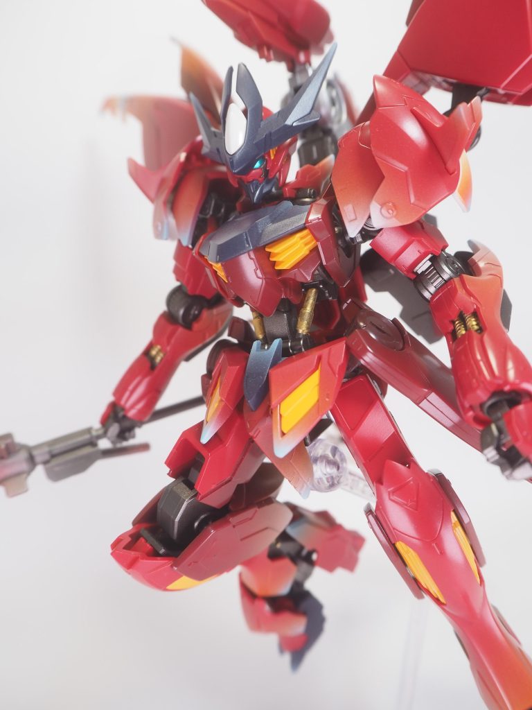 赤は暗めの赤とあずき色で2色にしました!