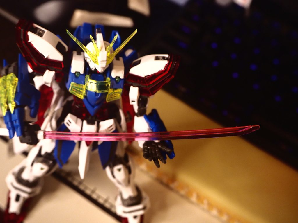 ゴットスラッシュです。Gセルフのサーベルような細い付け根のサーベルです。カッコイイのに他のガンプラに使いにくいのは残念ですね。