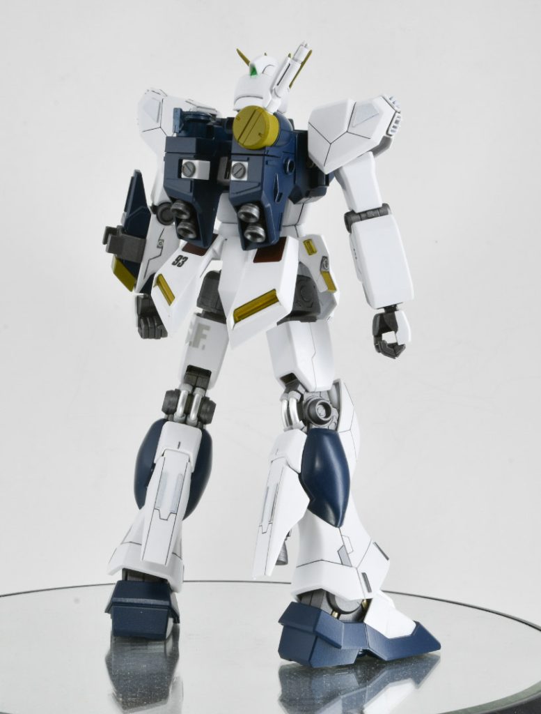 膝裏の動力パイプ？は、アルミ棒使用しました