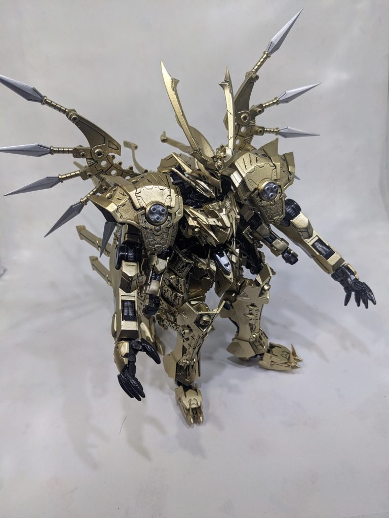 神社である以上そこにはご神体が存在するはずだが、それすらも時の流れの中で失われていった。ある時とある考古学者が神社の存在に気づき、それを調べ始めるまでは・・・。