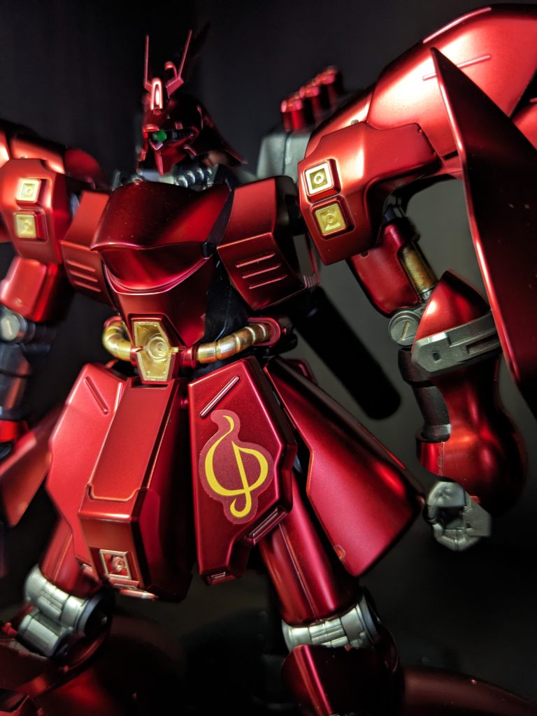 ガンダムマーカーで塗ると下地塗装溶けるんですね。注意です。