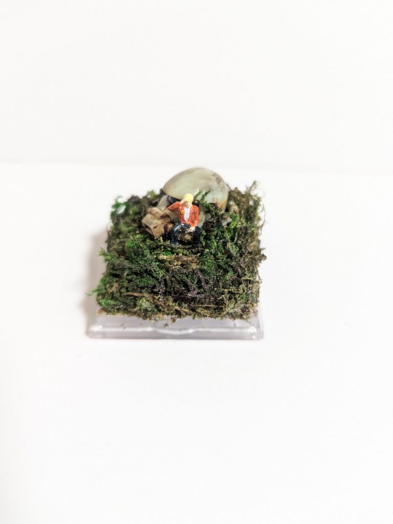 すっかりモノアイを消すの忘れていたので塗りつぶし、オイル漏れ、サビっぽさを加えて出来上がり~!!