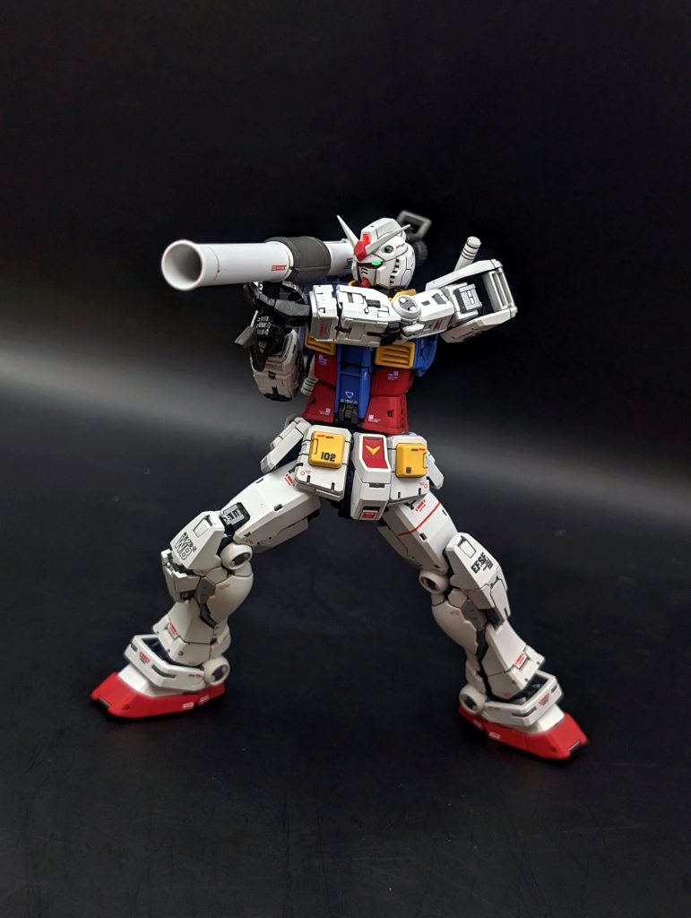 RG 1/144 RX-78-2 ガンダム Ver.2.0–6枚目/制作者：しうまい