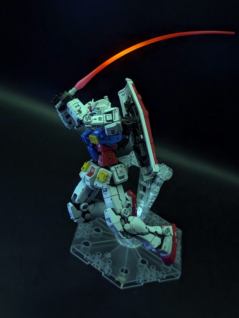 RG 1/144 RX-78-2 ガンダム Ver.2.0–8枚目/制作者：しうまい