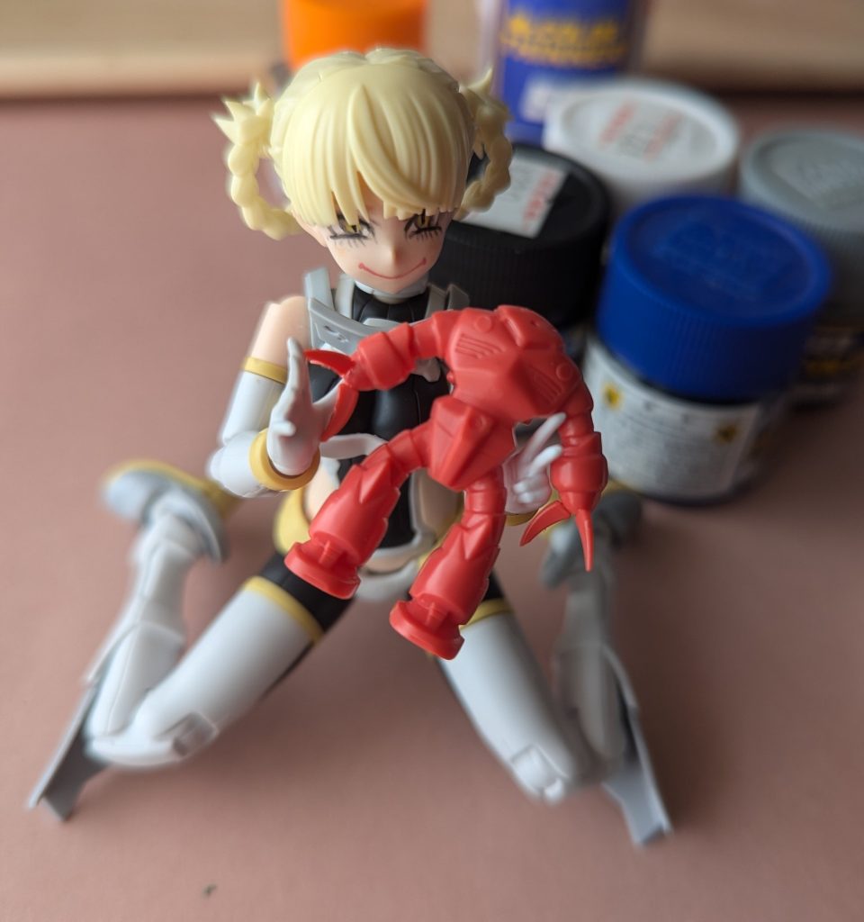 ミニサイズズゴックをしっかり接着して組み立て~!