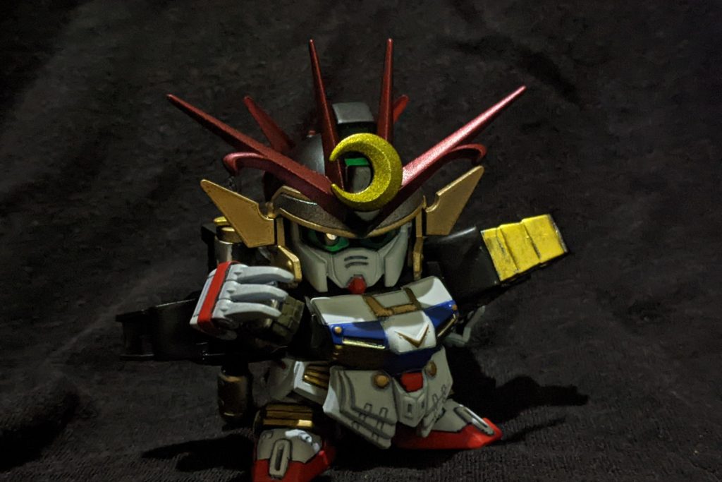 烈光頑駄無と同じくポーズがキメやすいように腕は横に回るようにしています。