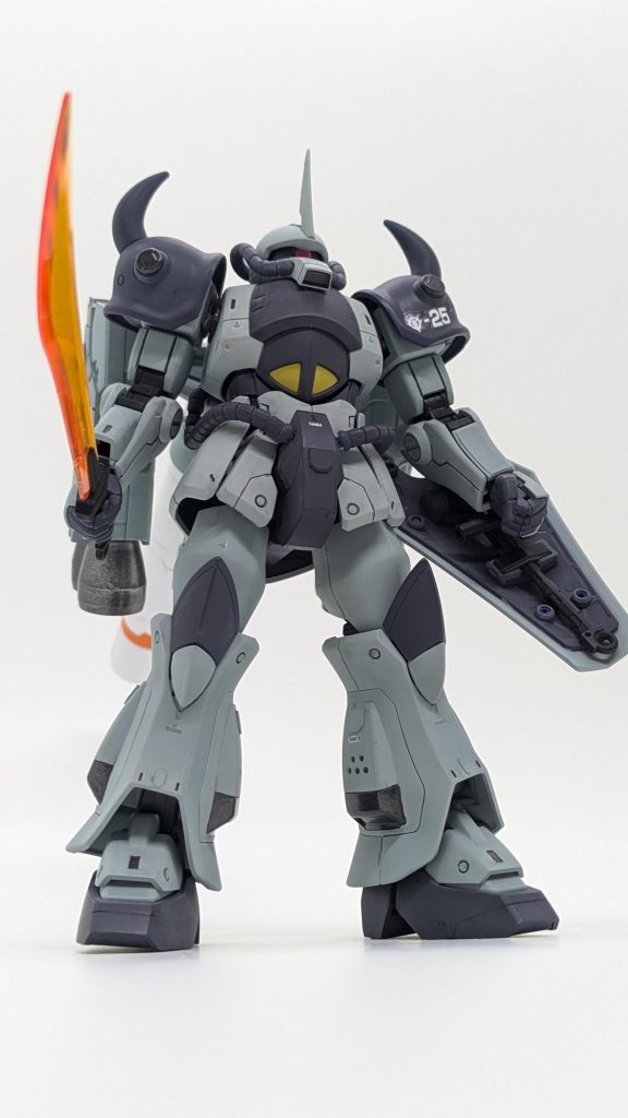 【グフ】宇宙仕様-高機動型–2枚目/制作者：@iwashi_pla