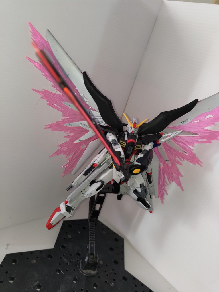 デスティニーガンダム改–4枚目/制作者：ララダンババ