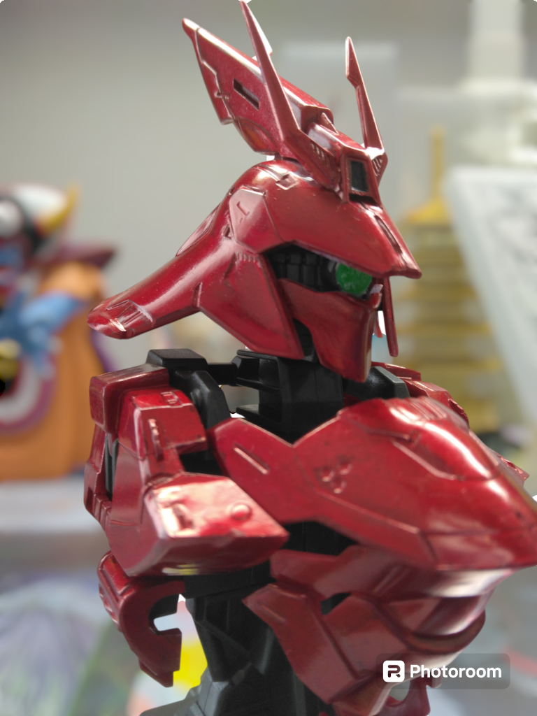 バストアップ(メカニカルバストのバストアップとは？(zaku-kao4))ディケールもよく細部まで施されなかなか良いのではないかと思いますモノアイはHアイズを使用しました。