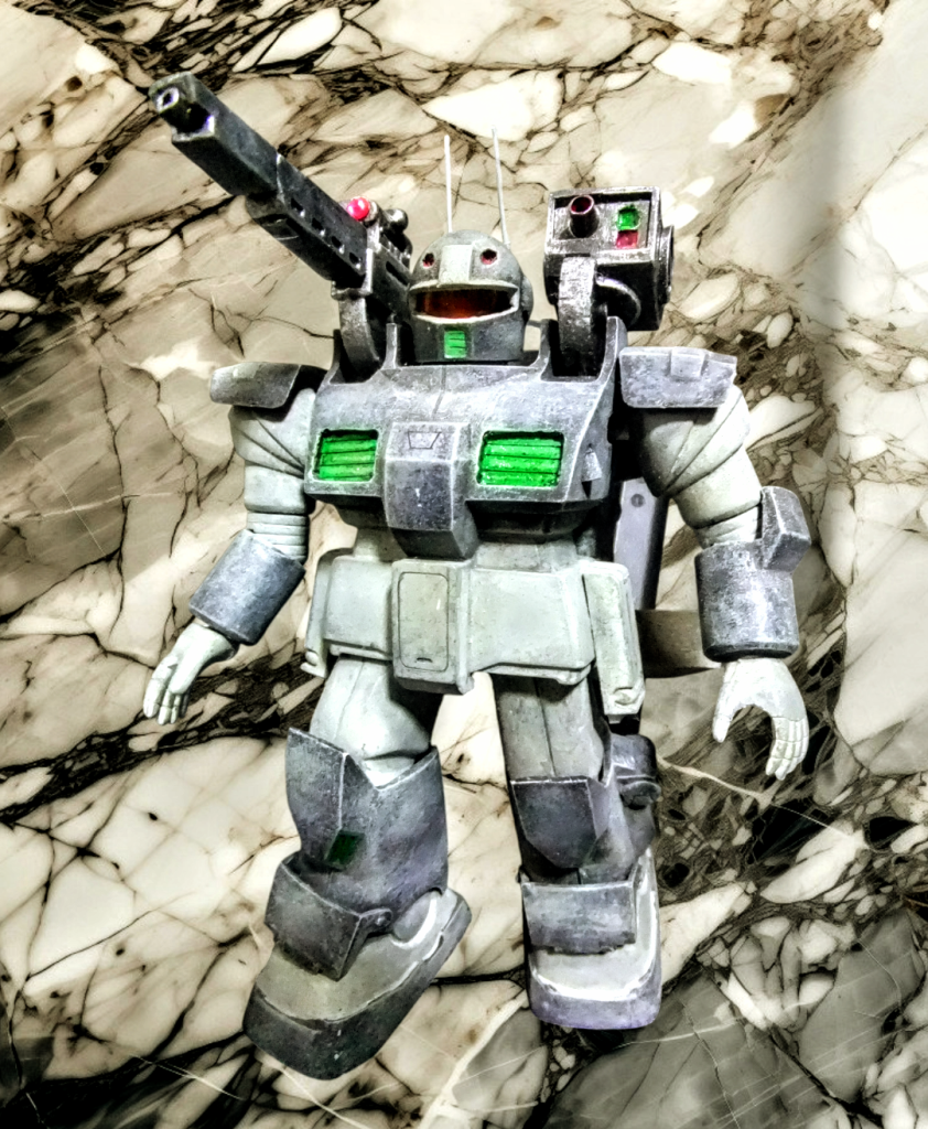 発掘品の仕上がりを尊重して当時のままとなっています💦一応メインカメラはクリアーパーツに変更しています😁