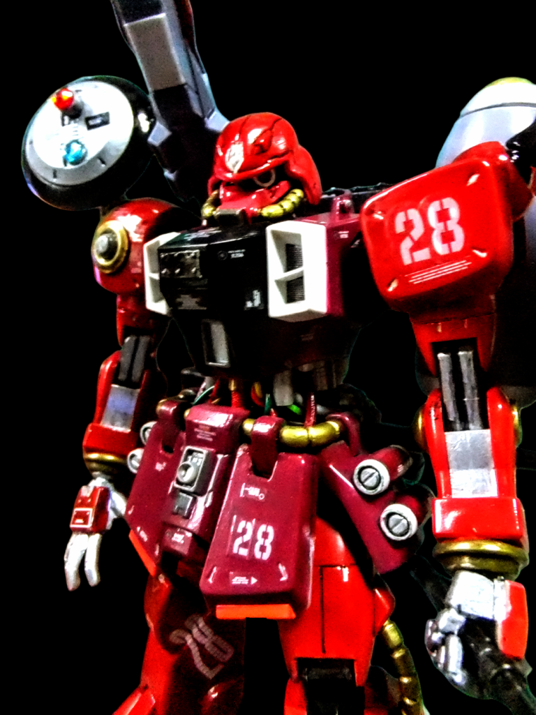 腹部のパイピングの配線も追加されたのが分かり易い画像デス。