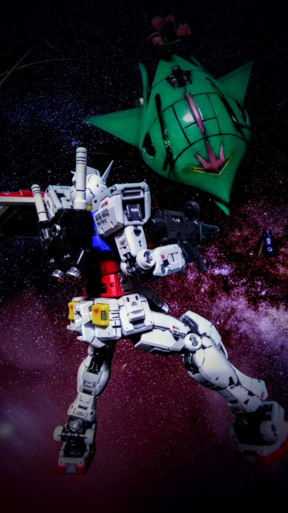 以前アップした旧キット　ララア専用モビルアーマー　「 エルメス」💦とのコラボ画像となりマス😁