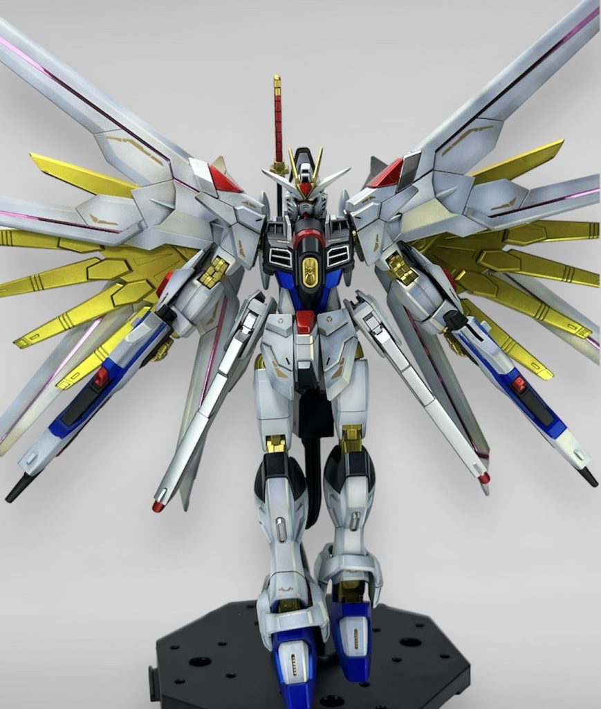 ポーズもガシガシ決めれて良キットですね！なによりカッコ良いです！