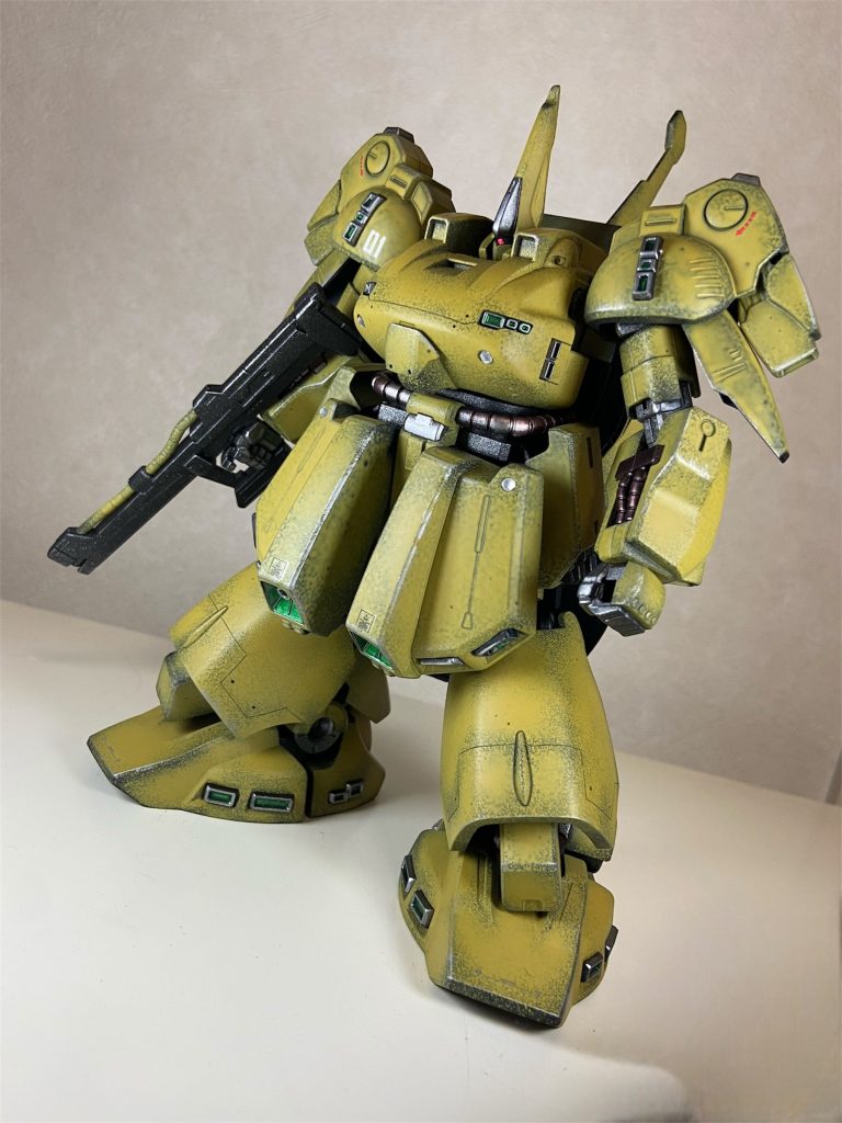 アニメ調より私好みのリアルタイプ調に寄せたくて、先輩方の作品を拝見しまくり、クレオスのダークイエローに着地しました🖌️