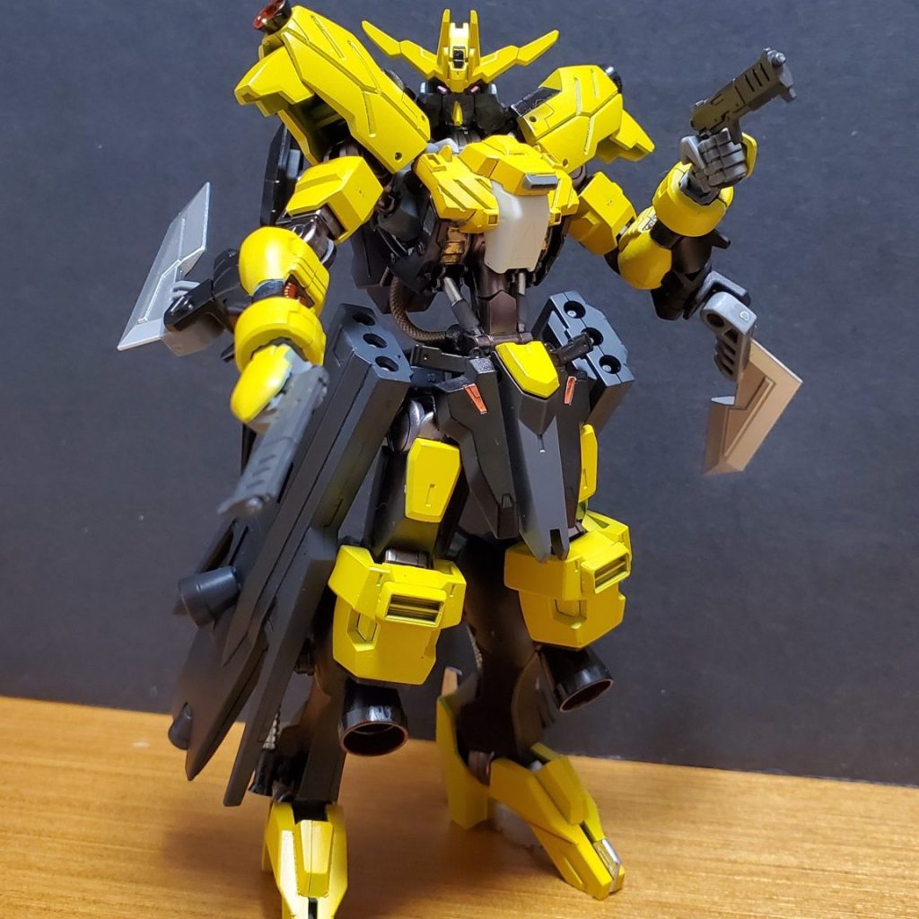 Picsart_24-08-22_22-06-31-911-