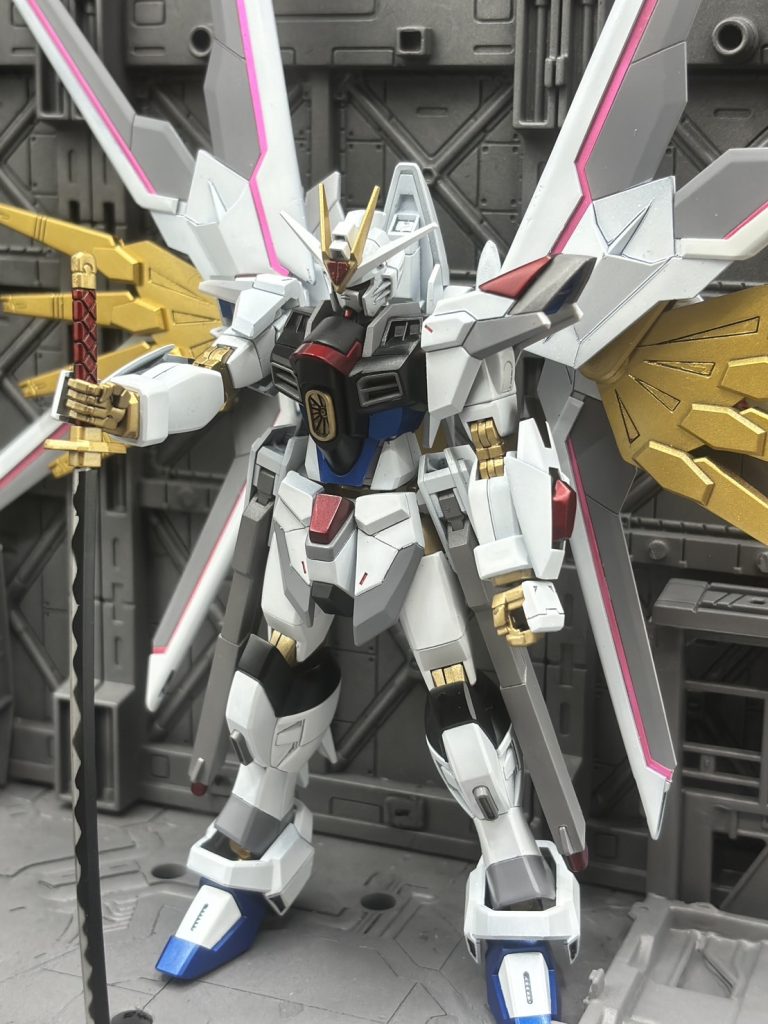 フツノミタマもメッキ塗料で刃紋をつけてみている