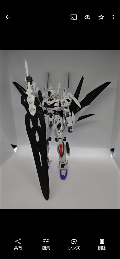 足はビルドストライクエクシードギャラクシー(長) とキャリバーンの太腿を合わせました。何と!無加工でついちゃいます!