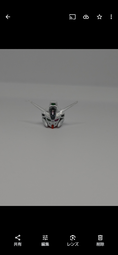 オッドアイにしてみました。