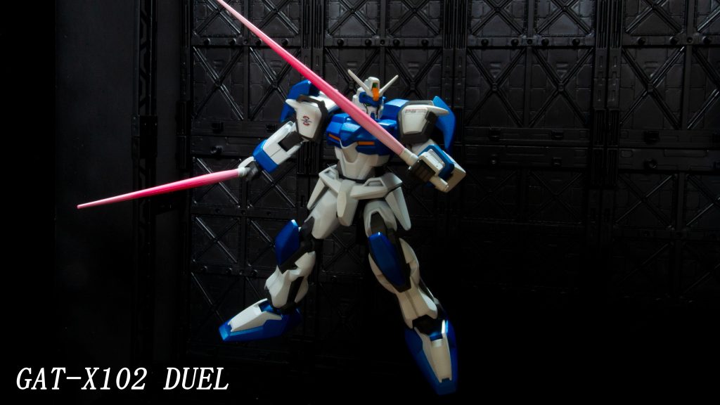 アサルトシュラウドをパージした状態のイージスと言えばやはり二刀流かなーというのが勝手な趣味。かっこいいですね。