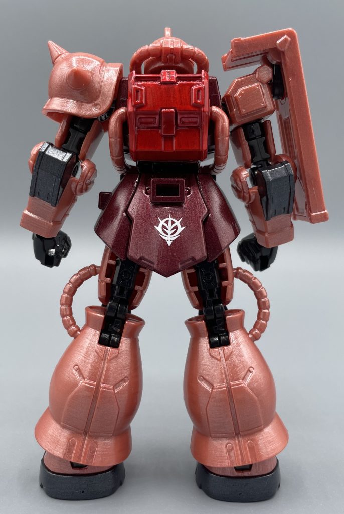 バックショット  悩んだ私は、メタリックピンクにメタリックオレンジやシルバー、パールホワイトなどを混ぜて、オリジナルのメタリック調色をスタート。 しかし、これがなかなか上手くいきません。なんか普通の塗料よりも混ざりにくい?気がするし、色が近づいた気がしても、(これでええんか…?)感が、いつまで経ってもぬぐい切れません。