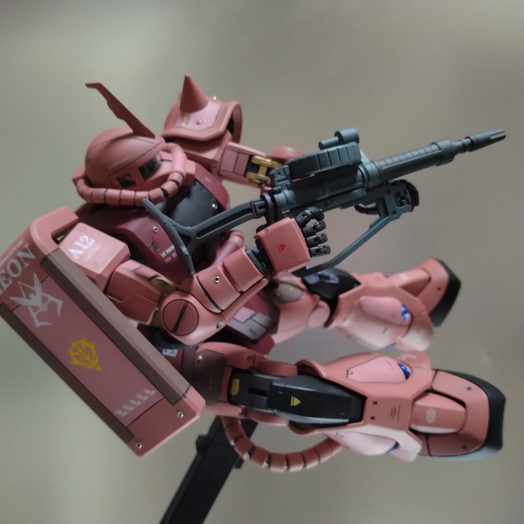 オリジナルのイメージを残しつつカラーリングを足せないか!色々模索してる途中のシャアザクです!