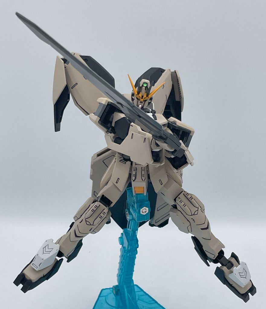 　バスターソードも装備可能。大剣とサンライズパースは漢のロマン。