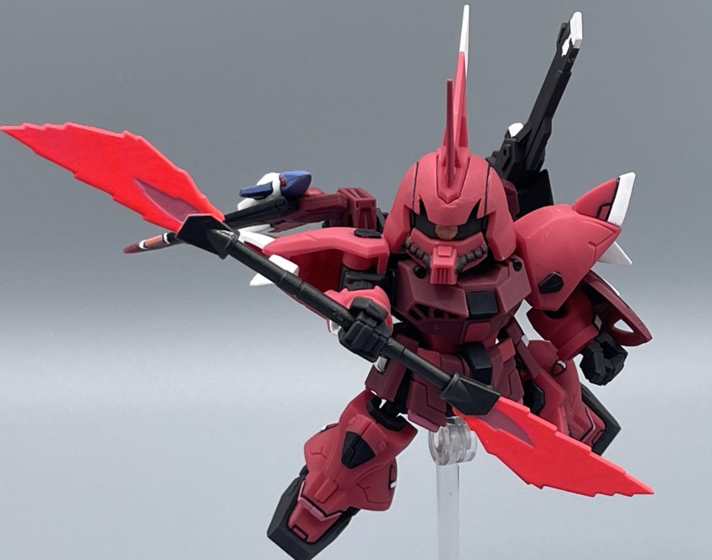 いつも思うんですけど、ビームナギナタって使い勝手どうなんでしょう??   私なら自分の体とか斬っちゃいそうです。MSの場合は運動プログラムだから、そんなこと無いんですかねー??