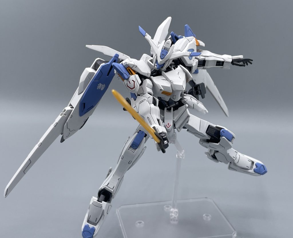 絶対折れない！絶対折れないバエルソード！　MSフレームに使用される希少金属で鍛えられた２振りの剣は、アグニカの強さの象徴でもあり、“絶対に折れない”剣として描かれてきました。絶対に折れないハズのバエルソードなんですが、まさか・・・。