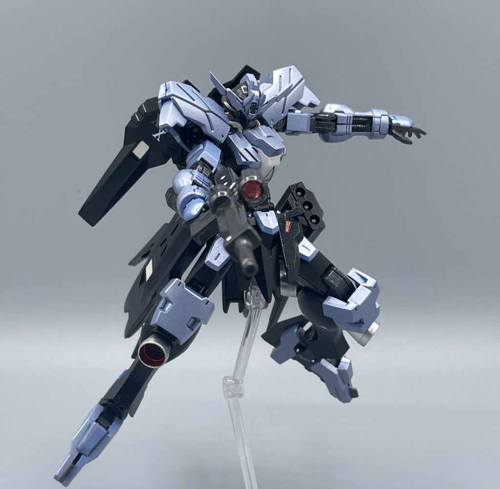 ライフルwwww センサーは、Hアイズに置き換えています。センサーの口径が大きめなこともあり、Hアイズがよく映えます。