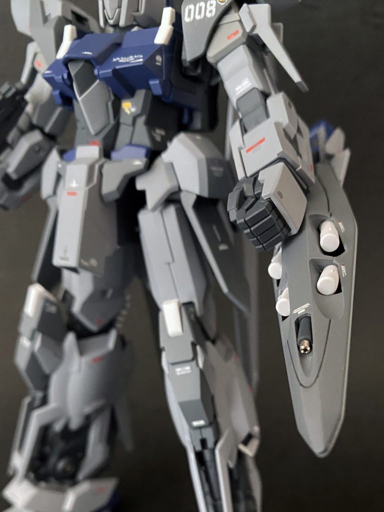 シールド砲口部も1.5mmメタルパーツを追加。