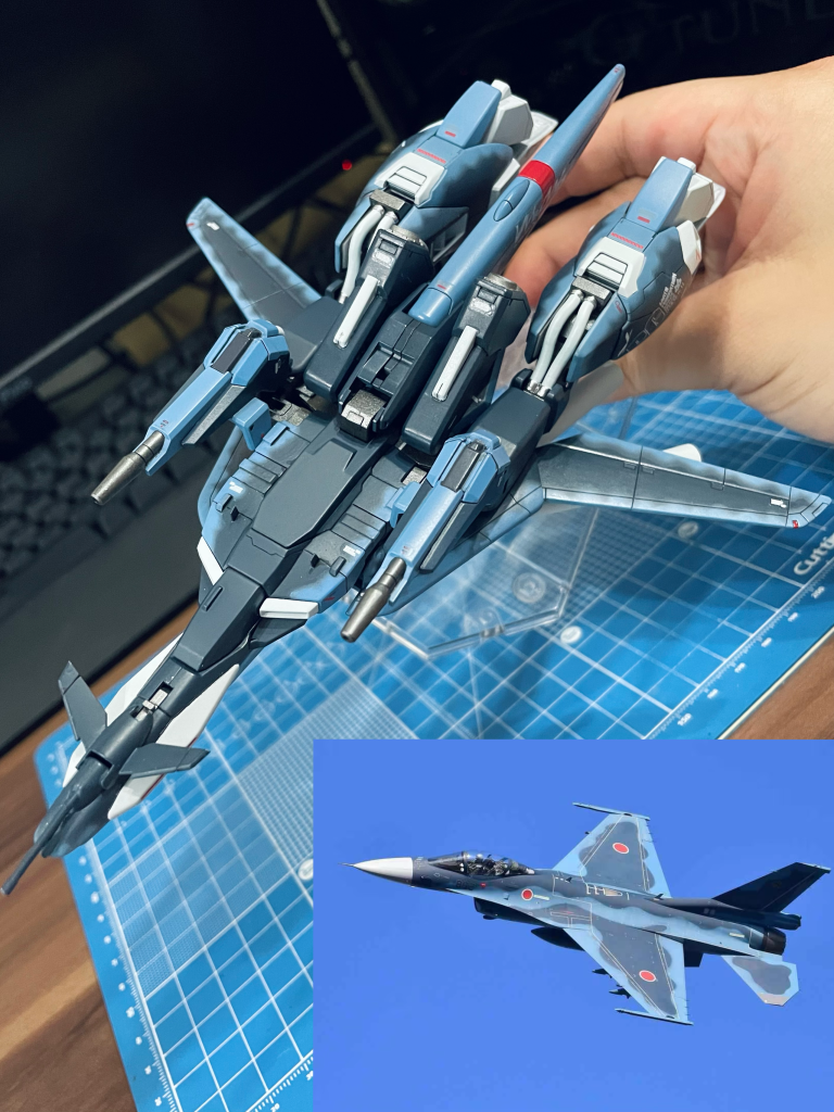 モデルと。日の丸は悩みましたが、つけるとUCのイメージとずれるのでやめときました。