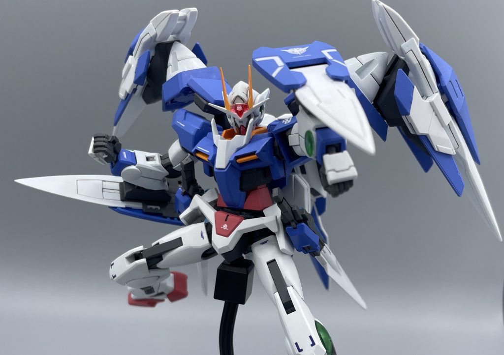 GN鈍器　GNシールドは、腕部にマウントして、打突兵器として運用することも可能です。やられたらめっちゃ痛そう・・・。