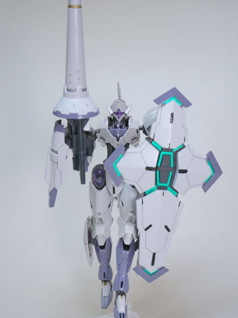 やっぱりミカエリスはナイト感がありますね。