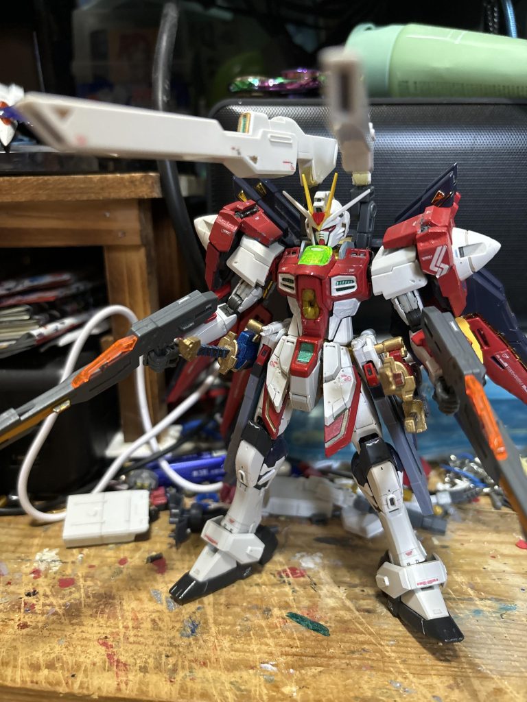 今回、ツインサテライトキャノンとツインドライブをどう取り付けるか悩みました。