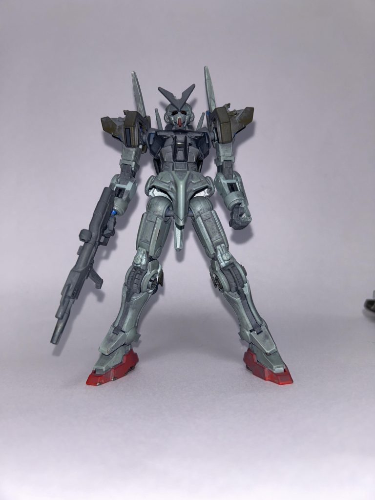 上の会話でもちょっと出てきた『原型』の部分。名前は『ネイク・アストレイ』Nake:裸、露出など。文字通り何も装備されていない状態。弱そう(偏見) 