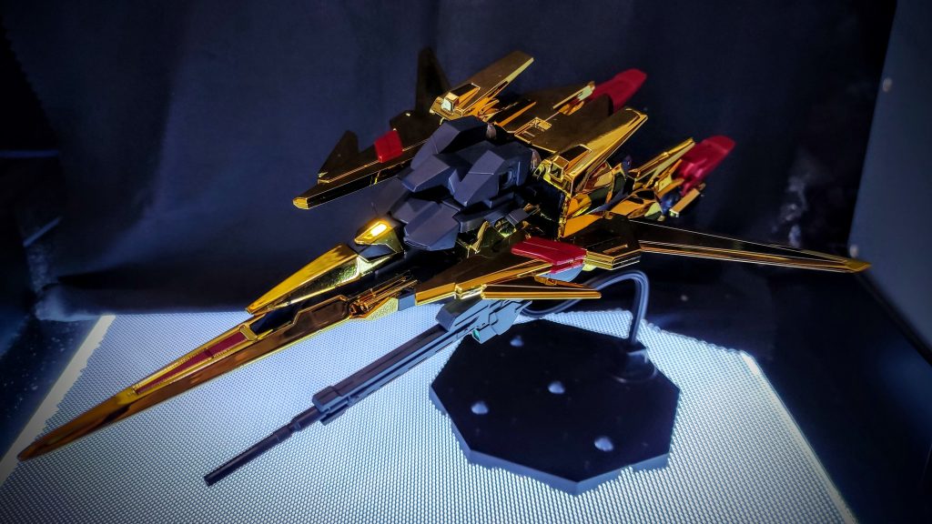 ウェイブライダー形態へ。カッコいい!