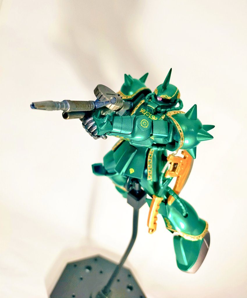 一応マシンガンを持てます！