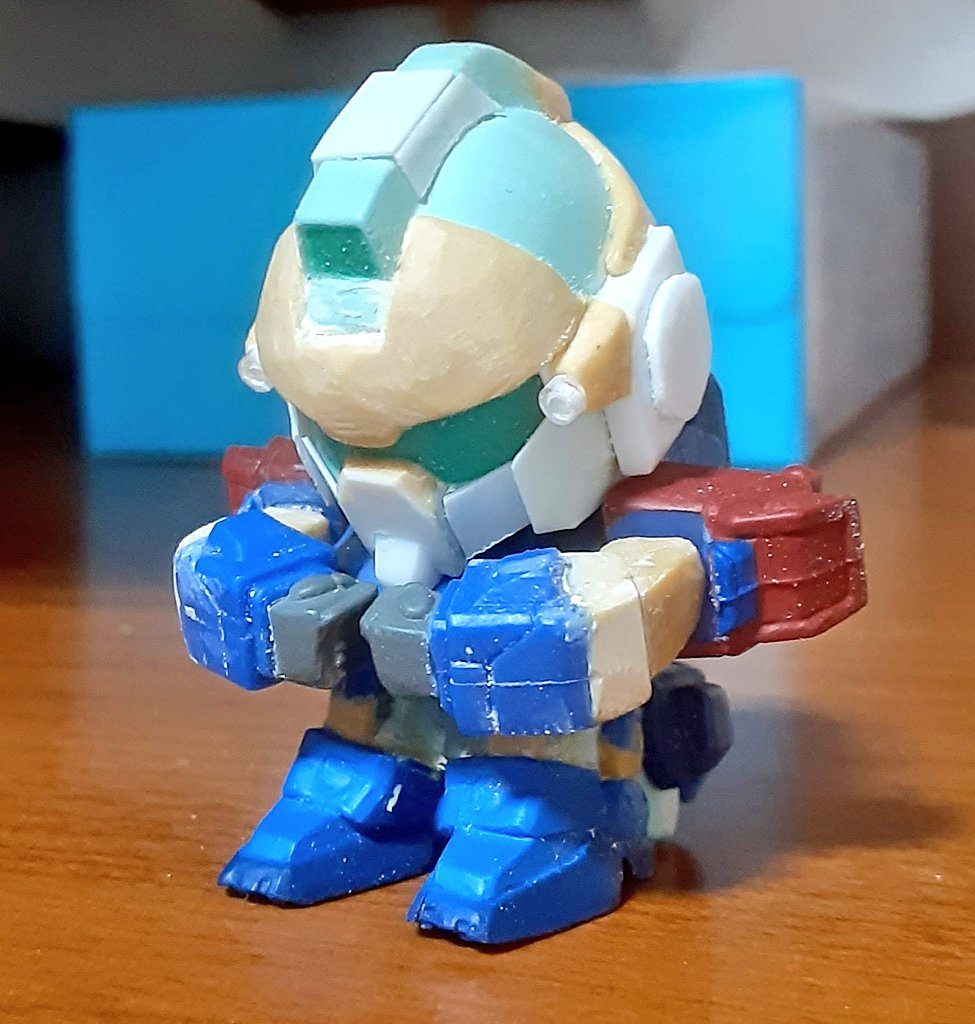 ガチャやコンバージを組み合わせて作ってます。(塗装前)