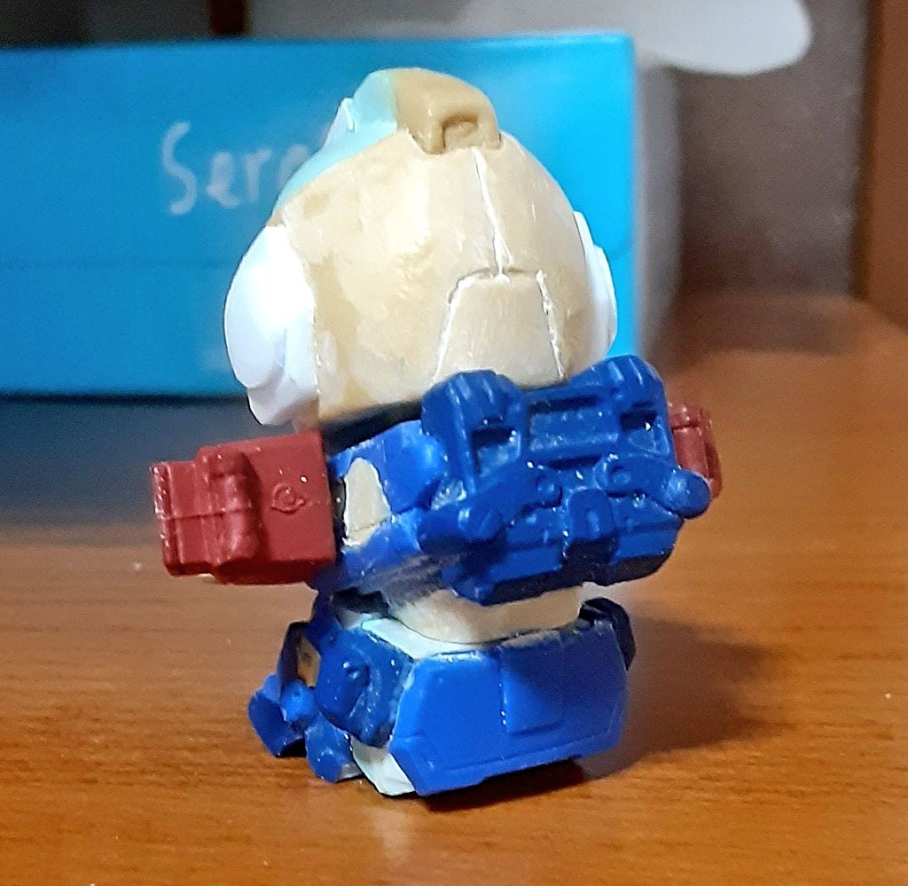 後ろ姿(塗装前)