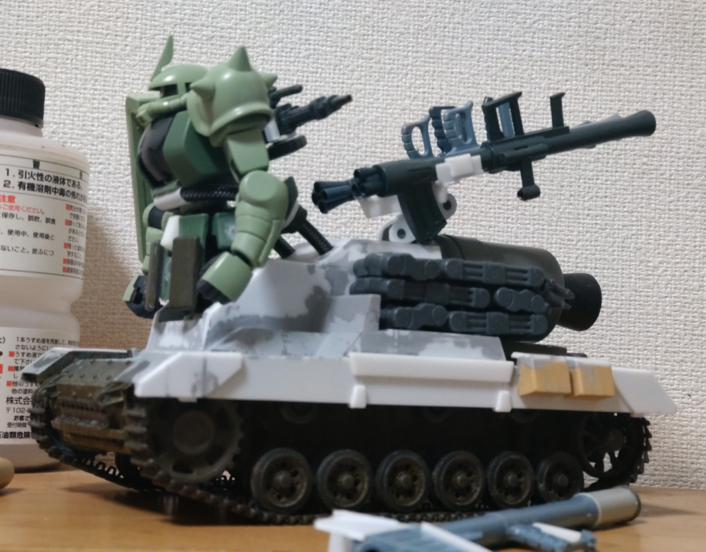 制作途中の画像です。下半身のデザインにかなり時間が掛かってしまいました。最後までありがとうございました。これからもよろしくお願いします。