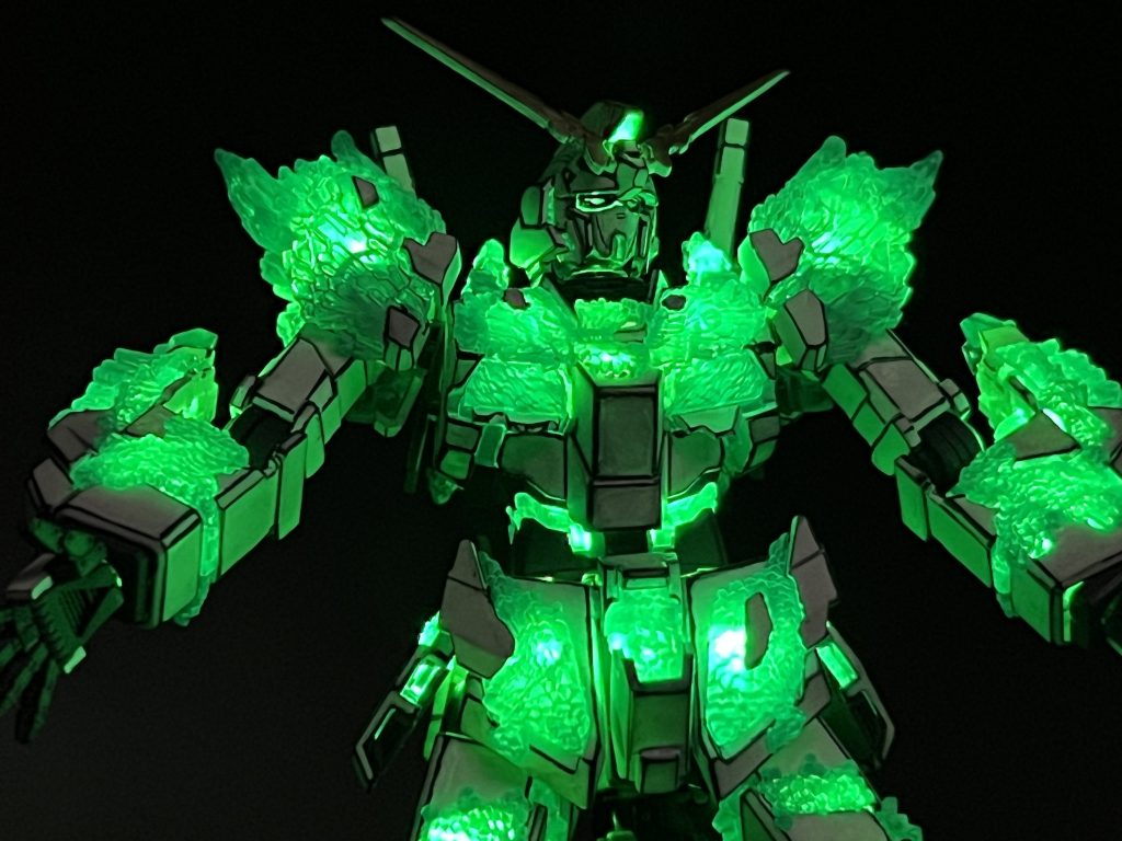 HGUC 1/144 ユニコーンガンダム 光の結晶体 Ver 【フルLEDエディション】–5枚目/制作者：OYAJIN