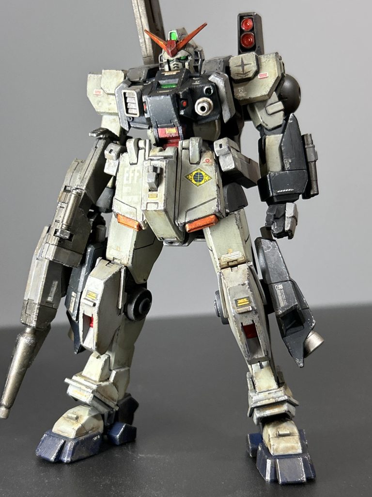 ガンプラの目は今まで塗装でヒィヒィしてたんだけど シールが良いね凄い光るじゃん! これで良い いやこれが良い!!