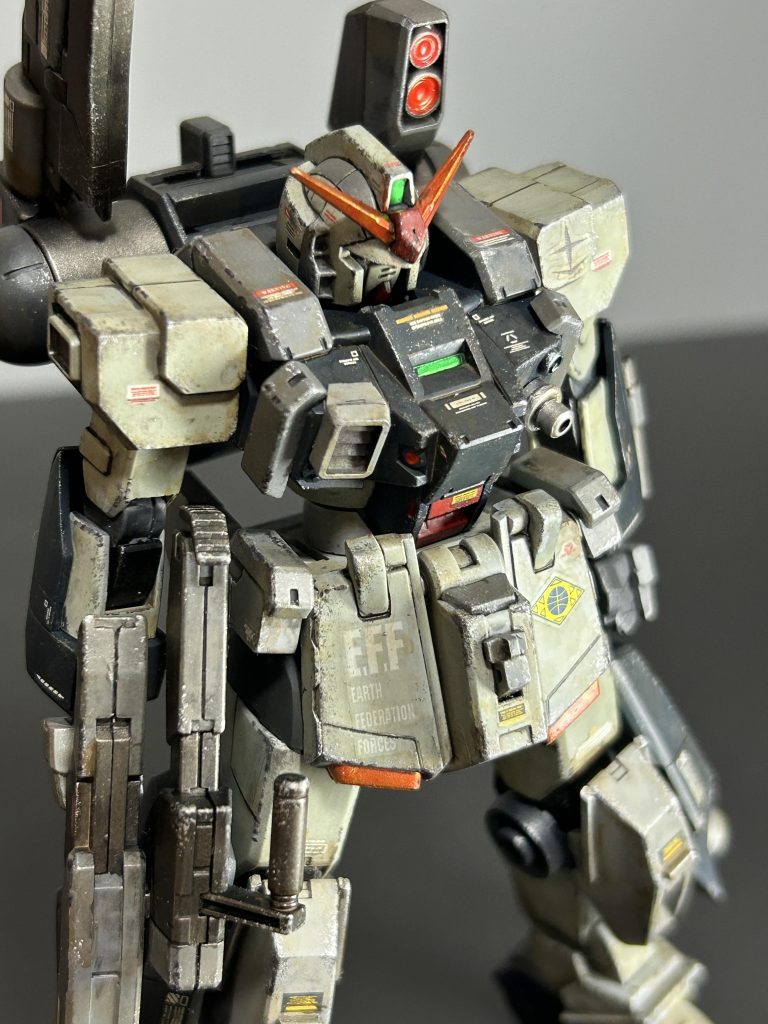 今回は地味汚しを心掛けました いつもならリアルタッチマーカーを塗りたくるんですけど我慢しました でも我慢できなくて少しだけ塗りました! 我慢出来ませんでした