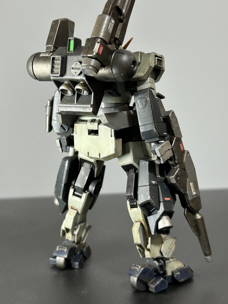 背中のキャノンは何だろう? ジャンク箱から引っ張り出したんだけどホントに思い出せないです けどまあ似合ってるので良かったです