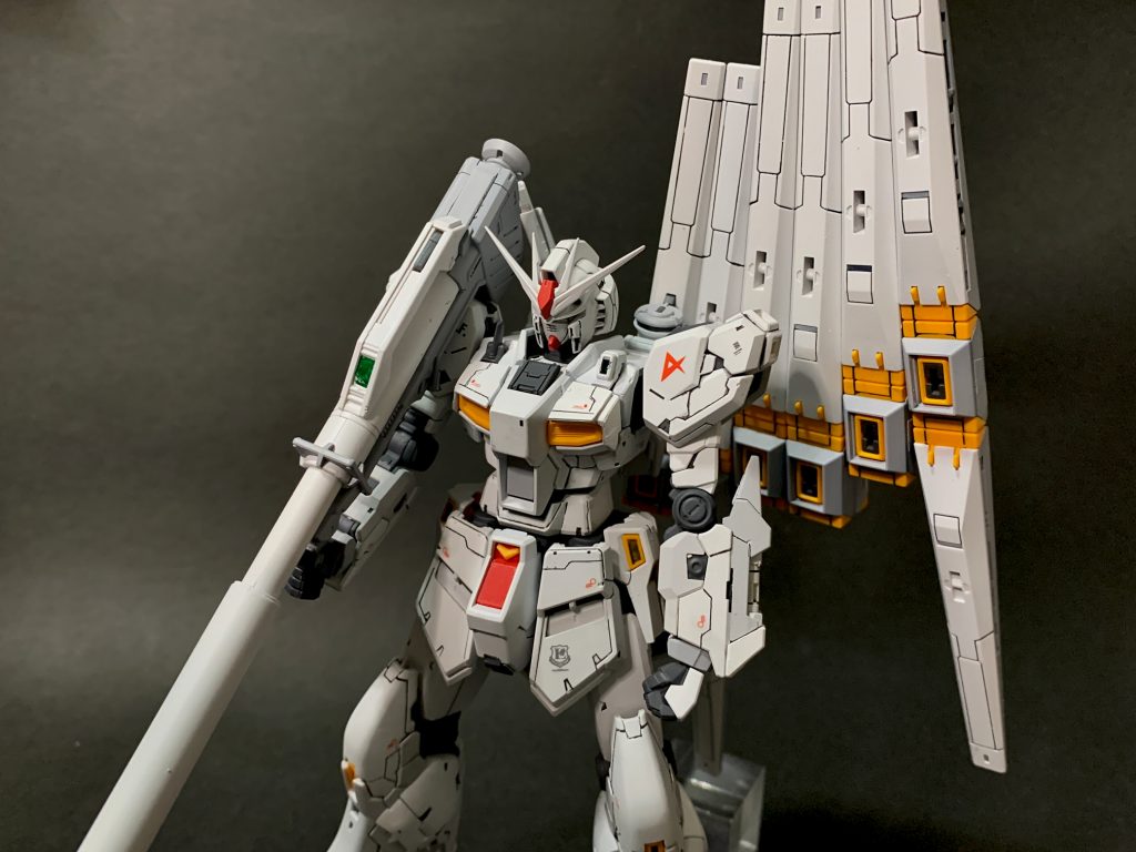 RGνガンダム–3枚目/制作者：guplafactory