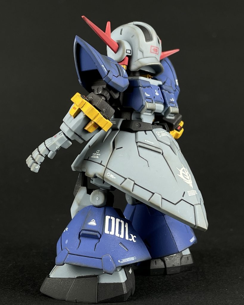 バーニアと脚部を交換してパーフェクトジオングに。【脚部使用塗料】膝・スリッパ:水性ホビーカラー ディアクティブブラック