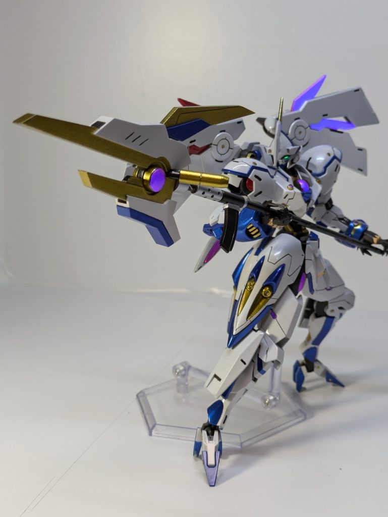 ディバインバスター赤部は蛍光クリアーで塗装